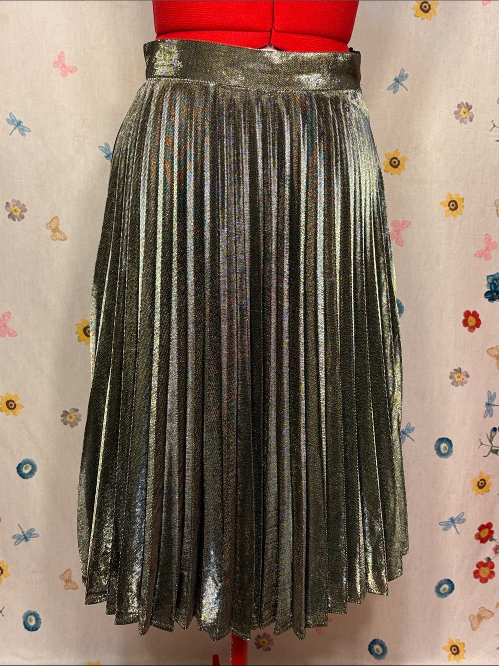 Lulu's - Metallic Gold Pleated Midi Skirt Dance Party Glitz Classic Chic